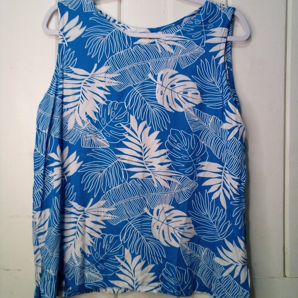 Makai Beach Hawaii Shirt Blouse Women L Sleeveless Tropical Leaves Blue White
